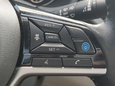 Used 2023 Nissan Altima 2.5 SL AWD/4WD image 25