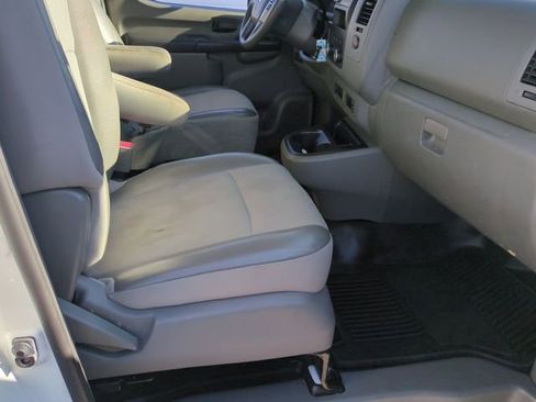 Used 2020 Nissan NV 1500 SV image 28