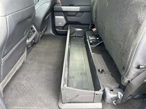 Used 2024 Ford F250 Lariat w/ Sport Appearance Package image 21