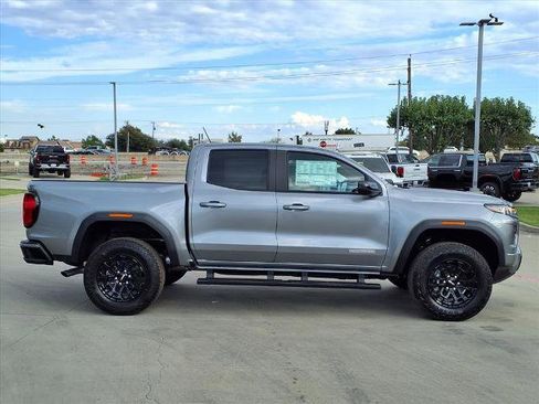 New 2026 GMC Canyon Elevation w/ Convenience Package image 2