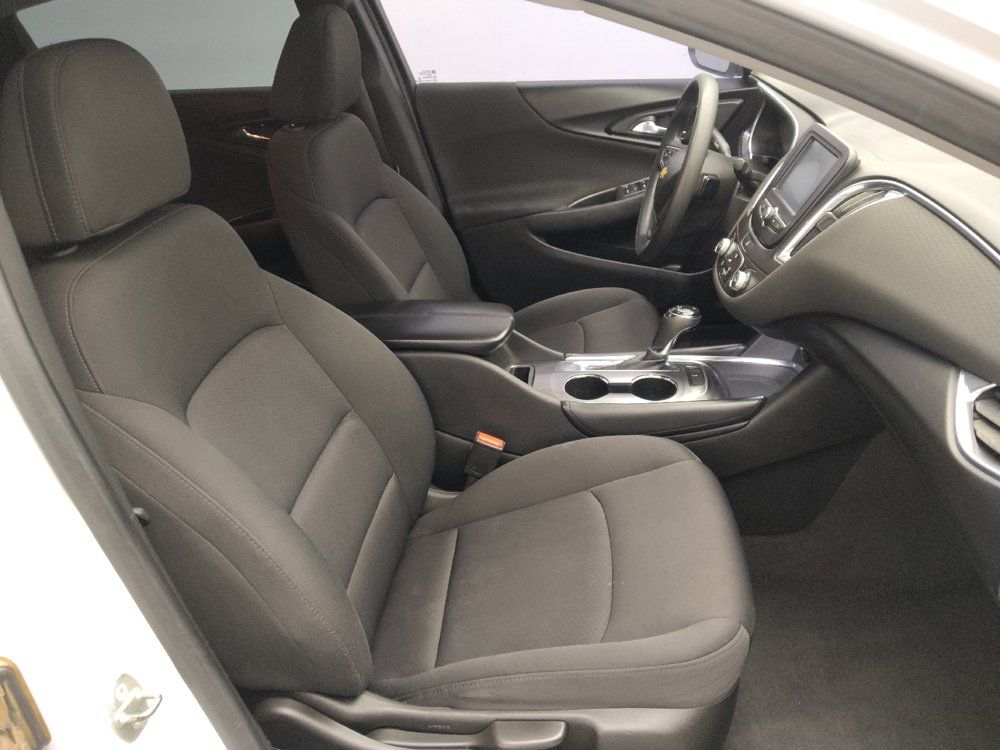 Used 2018 Chevrolet Malibu LT FWD image 21