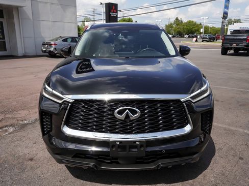 Used 2025 INFINITI QX60 Luxe AWD/4WD image 2