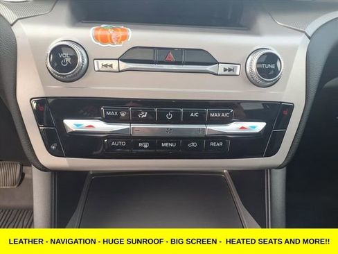 Used 2023 Ford Explorer XLT w/ Equipment Group 202A image 23