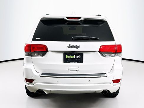 Used 2020 Jeep Grand Cherokee Overland RWD image 7
