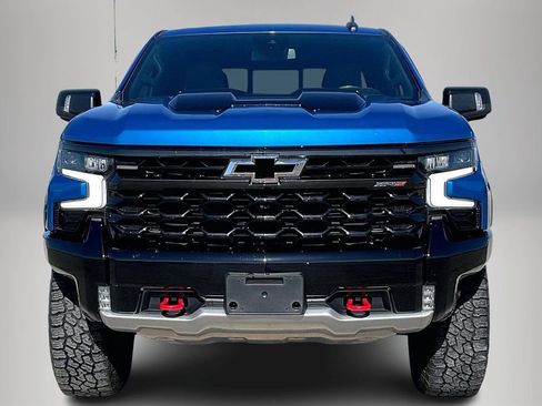 Used 2023 Chevrolet Silverado 1500 ZR2 AWD/4WD image 3
