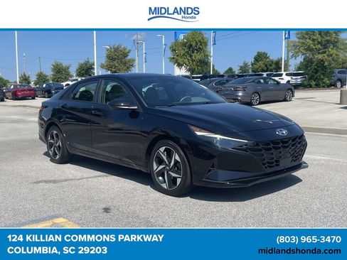 Used 2023 Hyundai Elantra SEL w/ Convenience Package FWD image 1