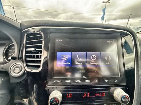 Used 2020 Mitsubishi Outlander SE image 28