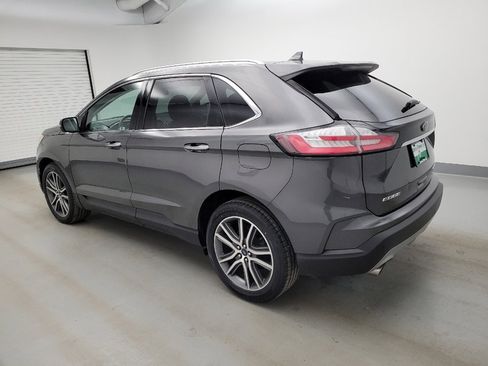 Used 2019 Ford Edge Titanium w/ Cold Weather Package AWD/4WD image 3