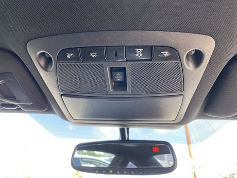 Used 2018 INFINITI Q60 3.0t Luxe image 22