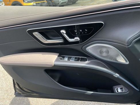 Used 2023 Mercedes-Benz EQS 450+ 4MATIC Sedan image 28