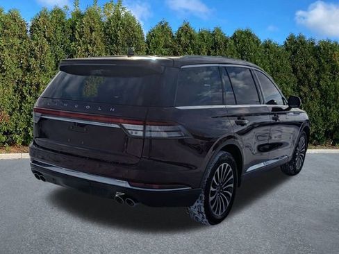 Used 2022 Lincoln Aviator Reserve w/ Elements Package Plus image 4