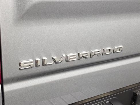 Used 2023 Chevrolet Silverado 1500 LTZ w/ LTZ Convenience Package II AWD/4WD image 11