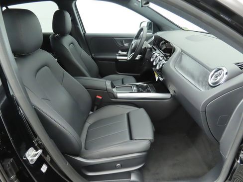 Certified 2025 Mercedes-Benz GLA 250 GLA 250 image 20