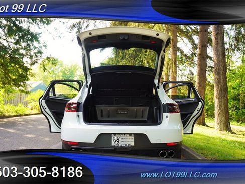 Used 2017 Porsche Macan AWD/4WD image 29