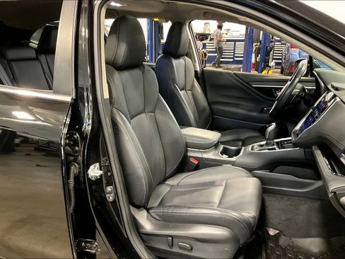 Used 2023 Subaru Outback Limited image 7