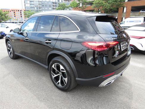 Used 2026 Mercedes-Benz GLC 350e 4MATIC image 2