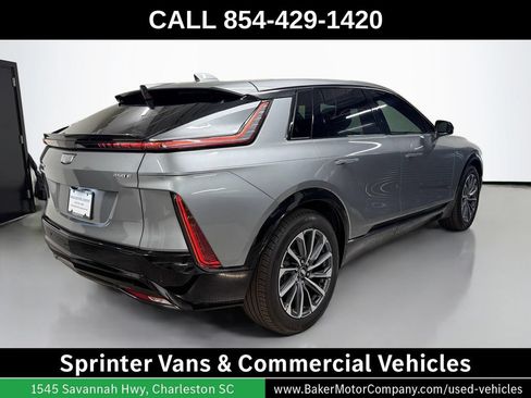 Used 2024 Cadillac Lyriq Sport RWD image 9