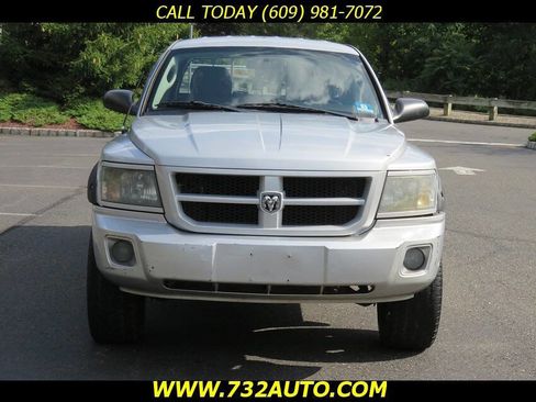 Used 2011 Dodge Dakota Big Horn image 5