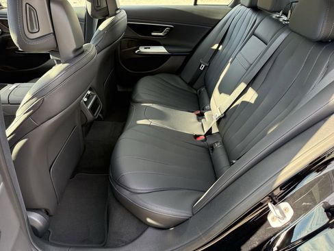 New 2026 Mercedes-Benz E 350 4MATIC Sedan image 11