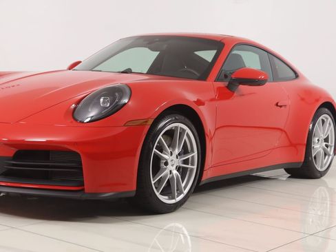 Used 2025 Porsche 911 Carrera RWD image 82