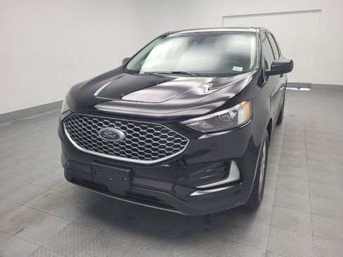 Used 2024 Ford Edge SEL image 15