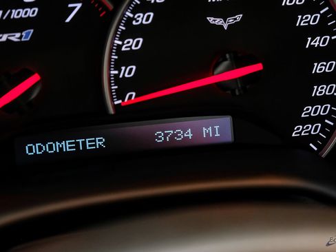 Used 2010 Chevrolet Corvette ZR1 w/ Preferred Equipment Group RWD image 90