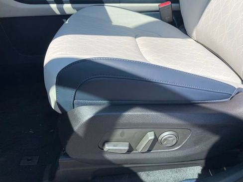 New 2026 Kia Carnival SX image 20