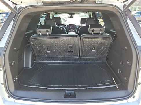 Used 2023 Chevrolet Traverse High Country w/ LPO, Floor Liner Package image 22
