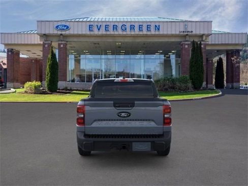 New 2025 Ford Maverick Lariat w/ Black Appearance Package image 5