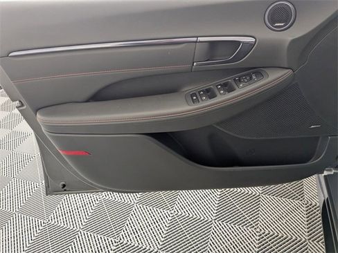 Used 2022 Hyundai Sonata N Line w/ Preferred Accessory Package image 10