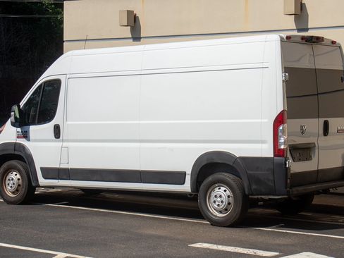 Used 2019 RAM ProMaster 2500 FWD image 4
