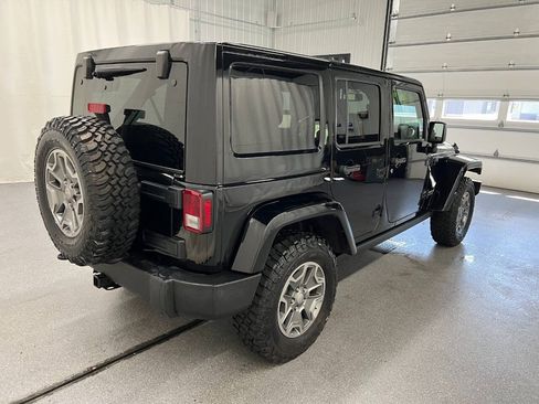 Used 2015 Jeep Wrangler Unlimited Rubicon w/ Dual Top Group AWD/4WD image 4