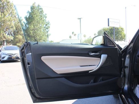 Used 2015 BMW M235i Coupe RWD image 9