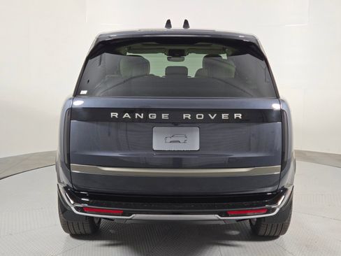 New 2026 Land Rover Range Rover SE image 7