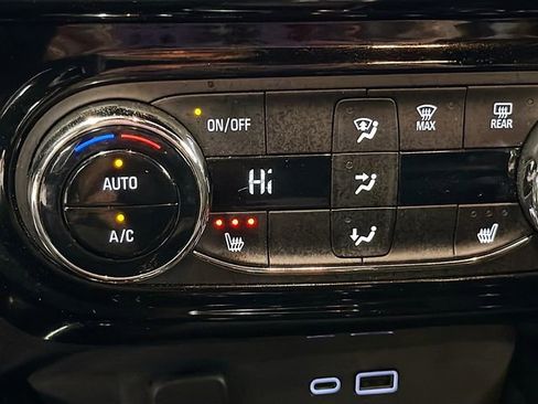 Used 2024 Chevrolet Trax RS w/ Driver Confidence Package image 19