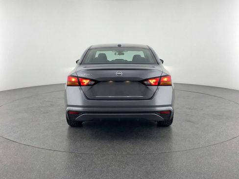 Used 2025 Nissan Altima 2.5 SV image 7