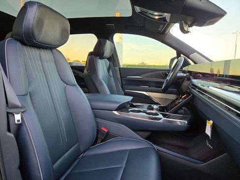 New 2025 Cadillac Escalade IQ Sport 2 image 29