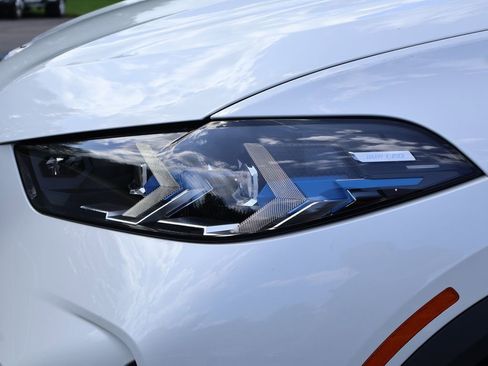 New 2026 BMW X5 xDrive40i w/ Premium Package image 12