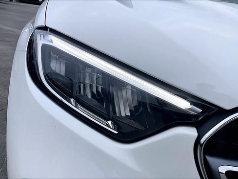 Certified 2025 Mercedes-Benz GLC 300 4MATIC image 28