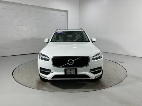 Used 2018 Volvo XC90 T6 Momentum w/ Convenience Package AWD/4WD image 17