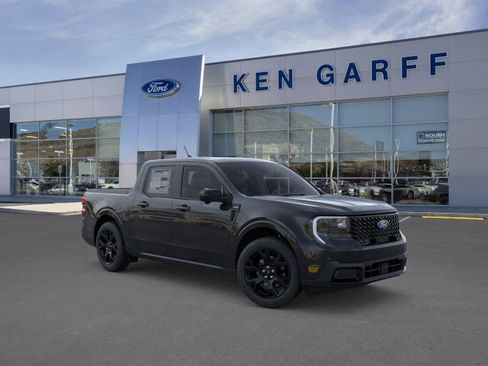 New 2026 Ford Maverick Lariat w/ Black Appearance Package image 8