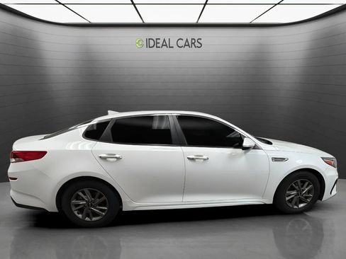 Used 2020 Kia Optima LX FWD image 4
