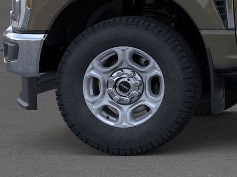 New 2026 Ford F350 XLT w/ XLT Premium Package AWD/4WD image 19