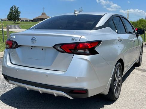 Used 2020 Nissan Versa SV FWD image 10