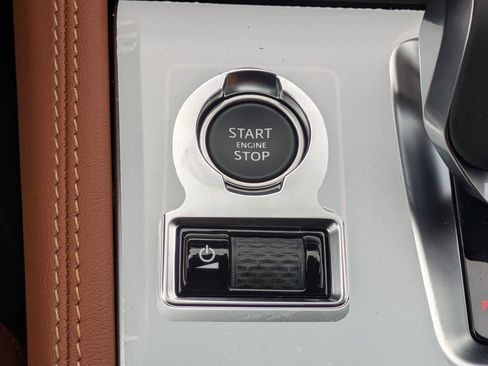 New 2026 Jaguar F-PACE R-Dynamic S image 18