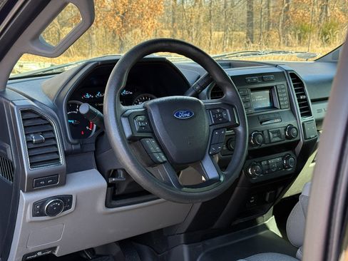 Used 2019 Ford F350 XLT w/ XLT Value Package image 18