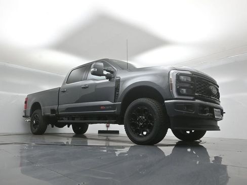 New 2026 Ford F350 Lariat w/ Black Appearance Package AWD/4WD image 46