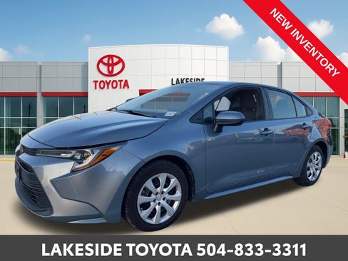 Used 2023 Toyota Corolla LE image 1