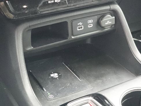 Certified 2023 Honda Pilot Elite image 6