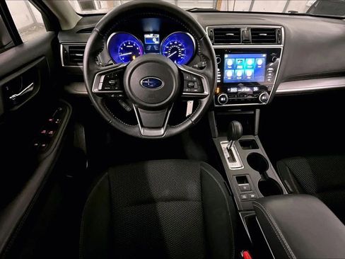 Used 2019 Subaru Outback 2.5i Premium image 5
